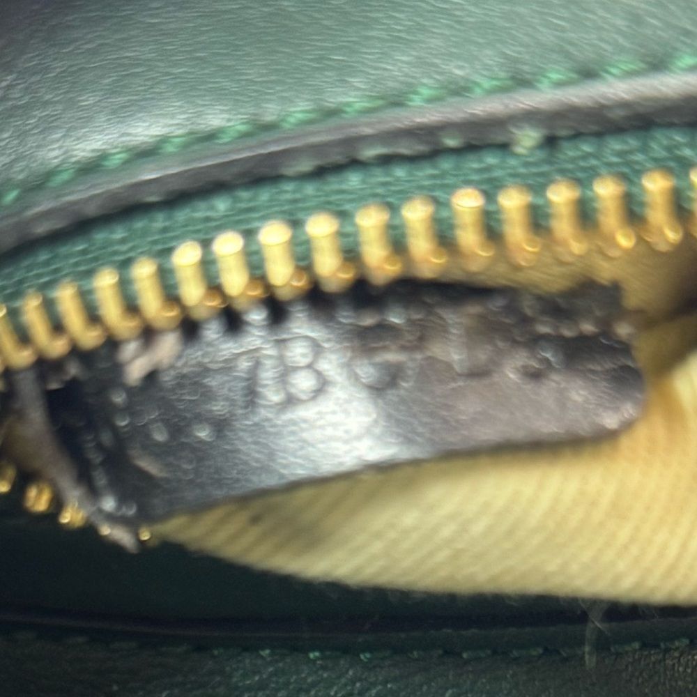 Auth Valentino Garavani Forest Green Leather Rockstud 2way Trapeze Shopper Tote - Picture 16 of 16